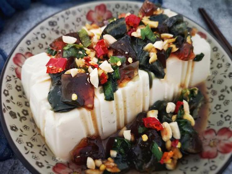 Món ăn người Trung Quốc nghiện, người nước ngoài bịt mũi-5