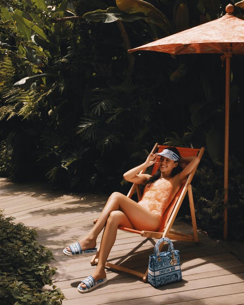 Thảo Nhi Lê thua đau Đàm Thu Trang vì bụng mỡ, lộ hàng-5