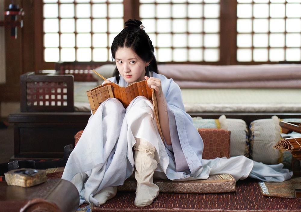 Triệu Lộ Tư đang vượt qua Địch Lệ Nhiệt Ba-7