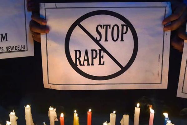 8 người mẫu bị cưỡng hiếp khi đang quay MV ở Nam Phi-1