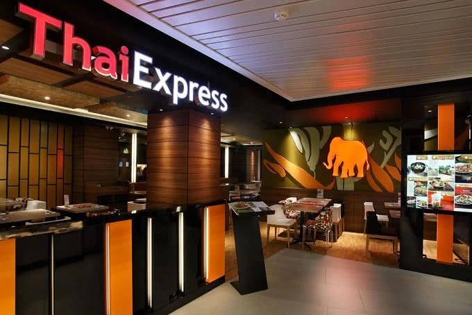 Nhân viên ThaiExpress ở Hà Nội bị tố đổ nồi lẩu nóng vào người khách-1