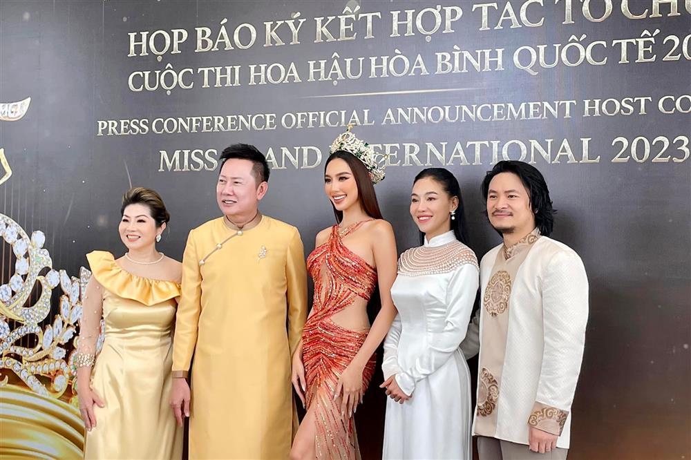Các cuộc thi hoa hậu Việt đua nhau mời tổ chức quốc tế-10