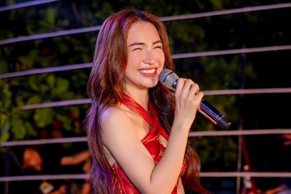 Hòa Minzy khiến dân mạng bật ngửa nhờ chiêu ăn gian đỉnh chóp-1