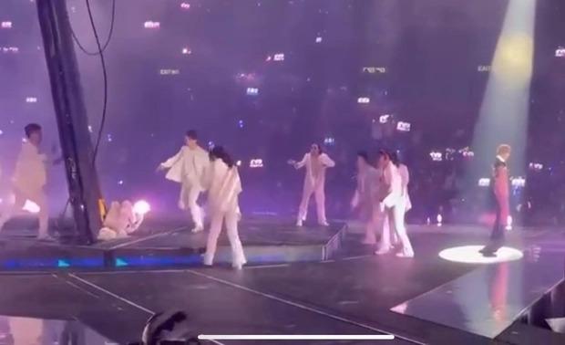 Vũ công bị TV LED 600kg rơi trúng chuyển xấu, có thể liệt toàn thân-2