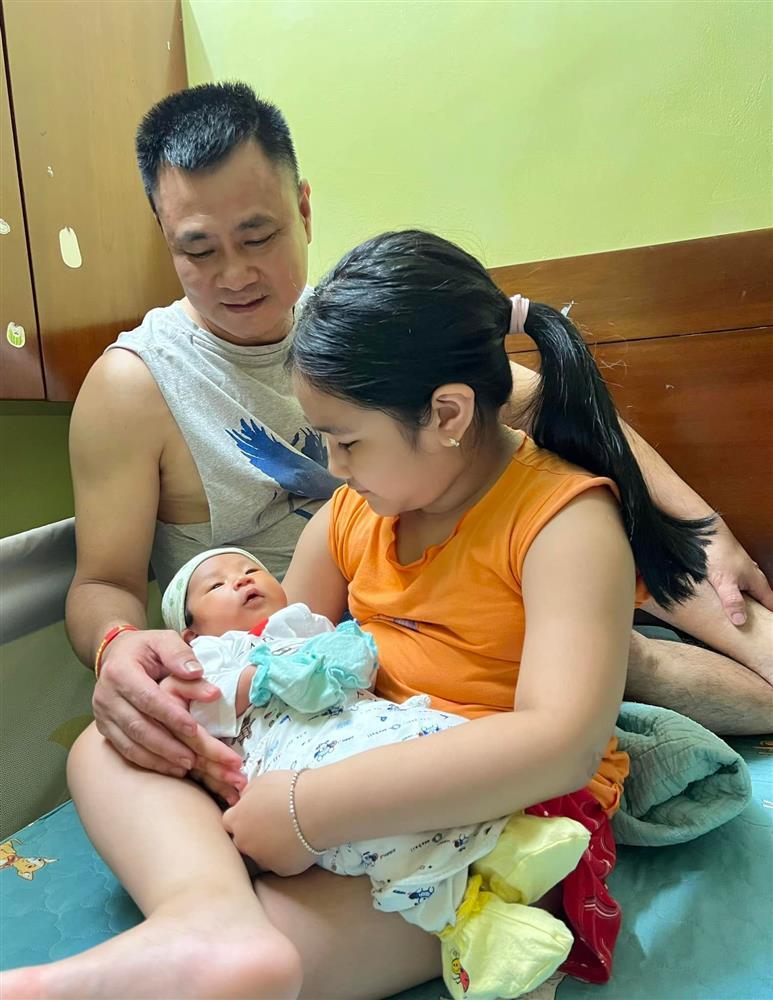 Tin showbiz Việt ngày 30/7: Chồng Phan Như Thảo nở mày nở mặt-8