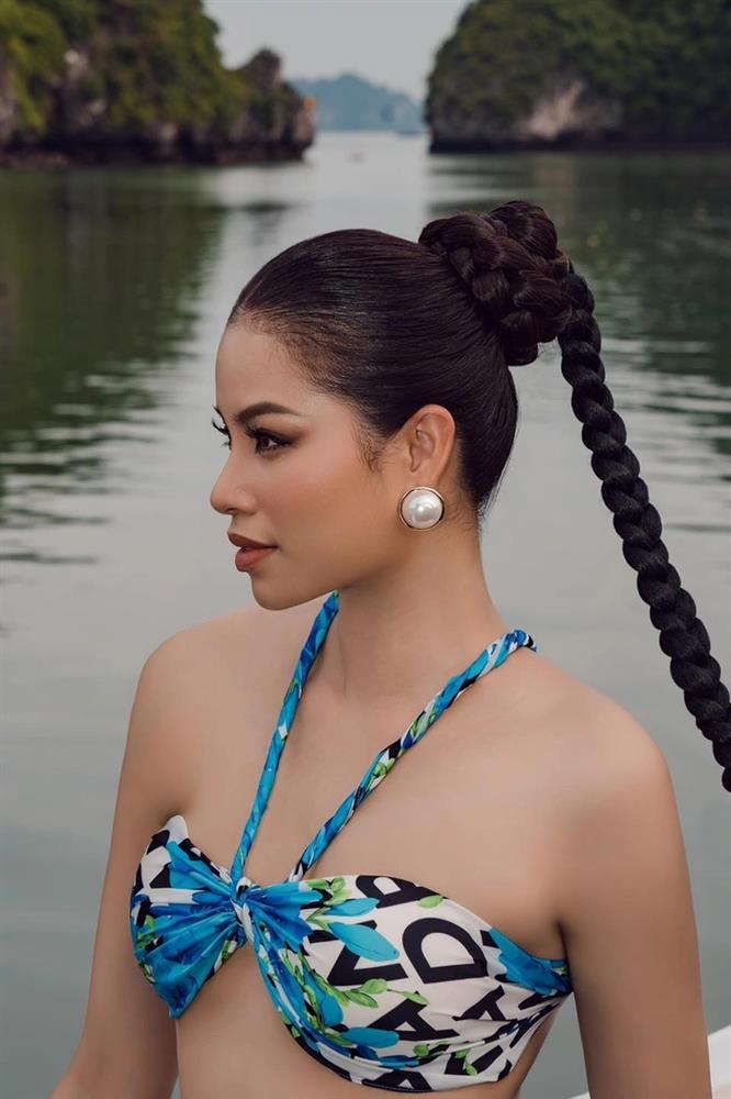 Vừa về Mỹ, Phạm Hương đã xả kho ảnh quậy đục nước tại Việt Nam-3