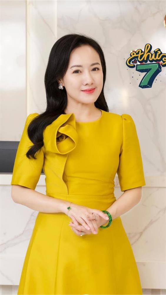 BTV Hoài Anh nhan sắc khác lạ, đáp trả khó đỡ khi bị săm soi-2