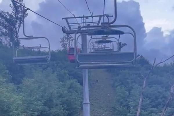 Nam sinh 15 tuổi ở Nghệ An rơi từ tầng 26 khách sạn xuống tử vong-2