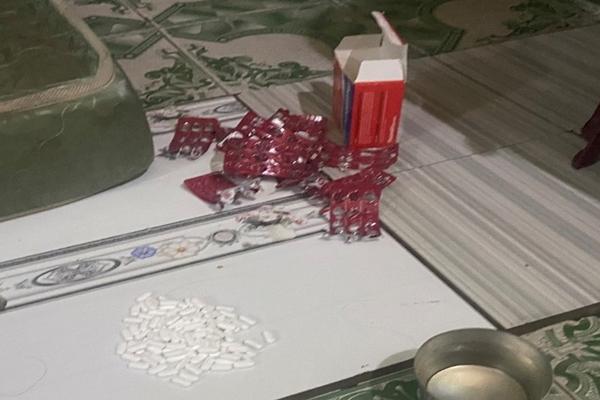 Xác minh người đàn ông bỏ lại xe Audi trên cầu Nhật Tân rồi tự tử-3