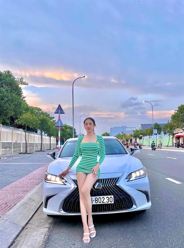 Tin showbiz Việt ngày 31/7: Con trai Hoàng Oanh ra dáng soái ca nhí-5