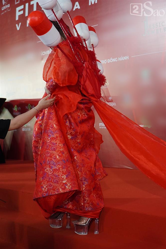 Mèo Thoại hóa trinh nữ hoàng cung gây sốc, nghi đạo Khánh Vân-4