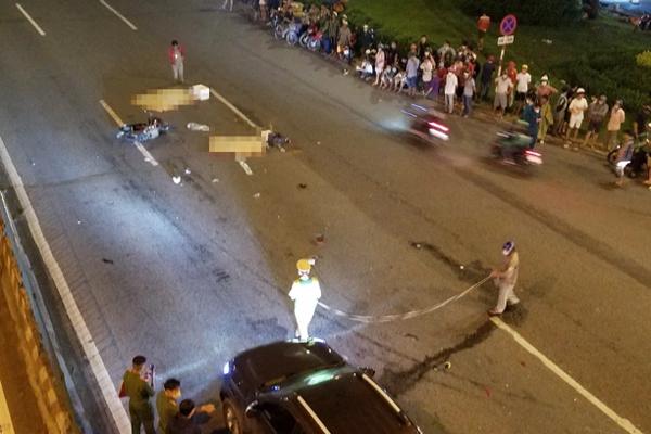 Va chạm ôtô bán tải, 2 phụ nữ thiệt mạng ở TP.HCM-1