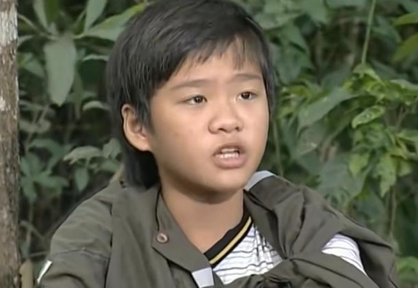 Nhóc Mạnh (Kính Vạn Hoa) càng lớn càng đẹp trai, chẳng mặn mà đóng phim nữa-3