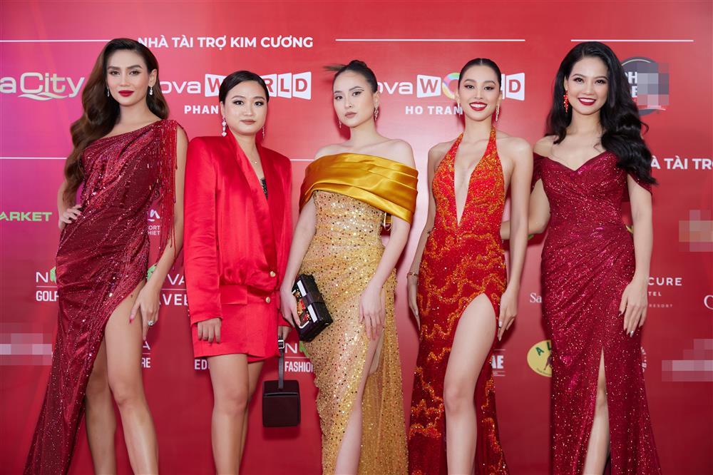 Nhan sắc Tiểu Vy không hạ nổi hoa hậu ở ẩn Trần Thị Quỳnh-6