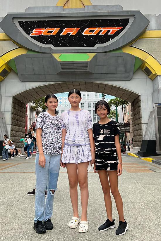 Con Bình Minh và con Trương Ngọc Ánh: chân đều dài, style khác biệt-2