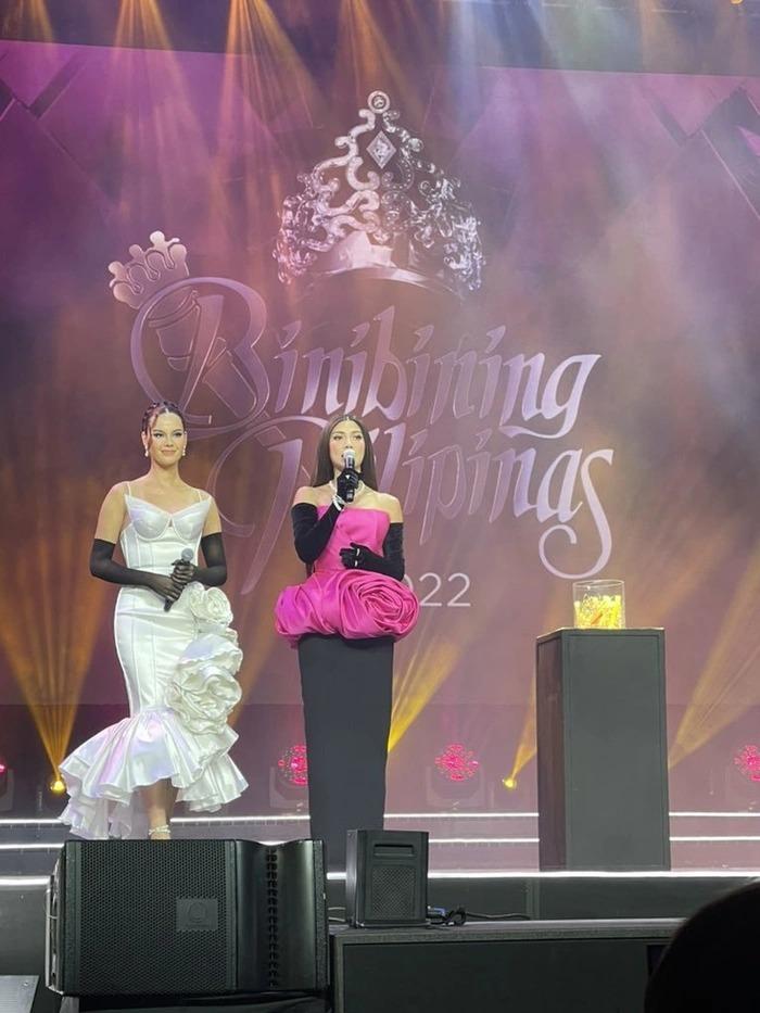 Catriona Gray style thảm họa, visual gánh còng lưng-4