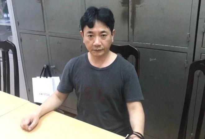 Lật mặt kẻ trốn truy nã Interpol từ tiếng rao của chị bán bánh mì-2