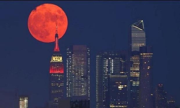 Đón mưa sao băng đẹp nhất năm và siêu trăng trong tháng 8 này!-1