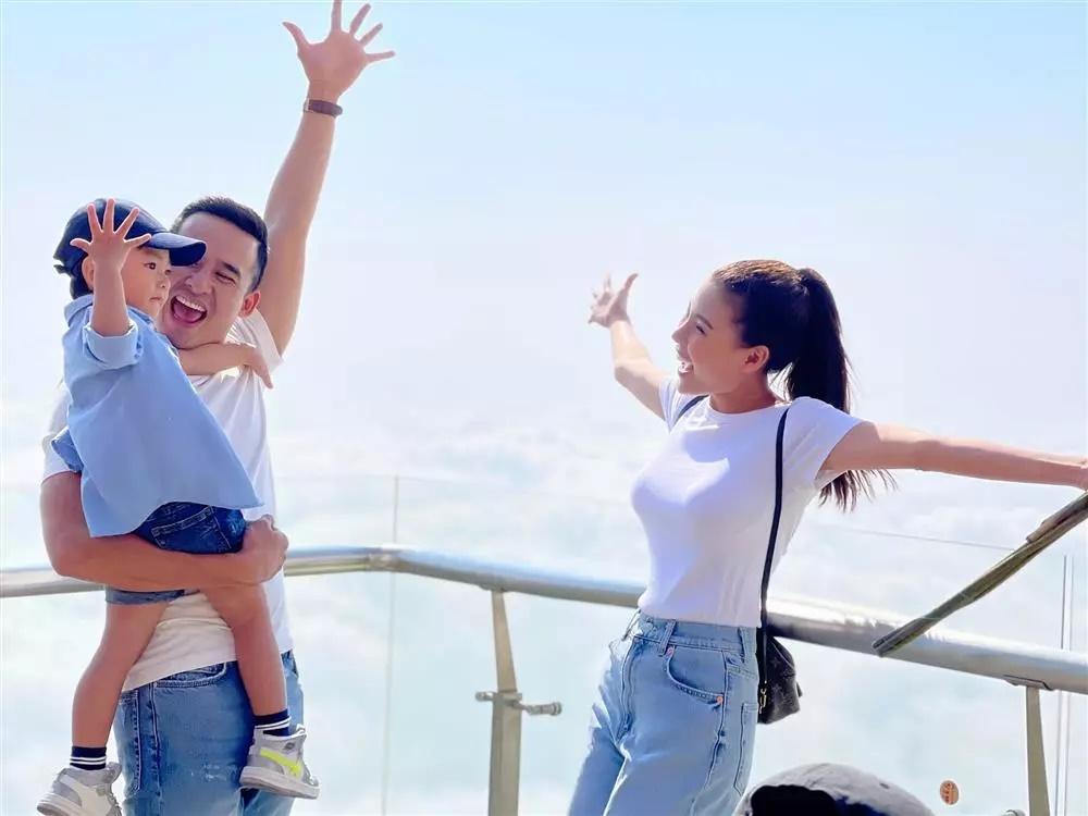 Thúy Diễm lên tiếng tin đồn Lương Thế Thành cặp diễn viên trẻ-5