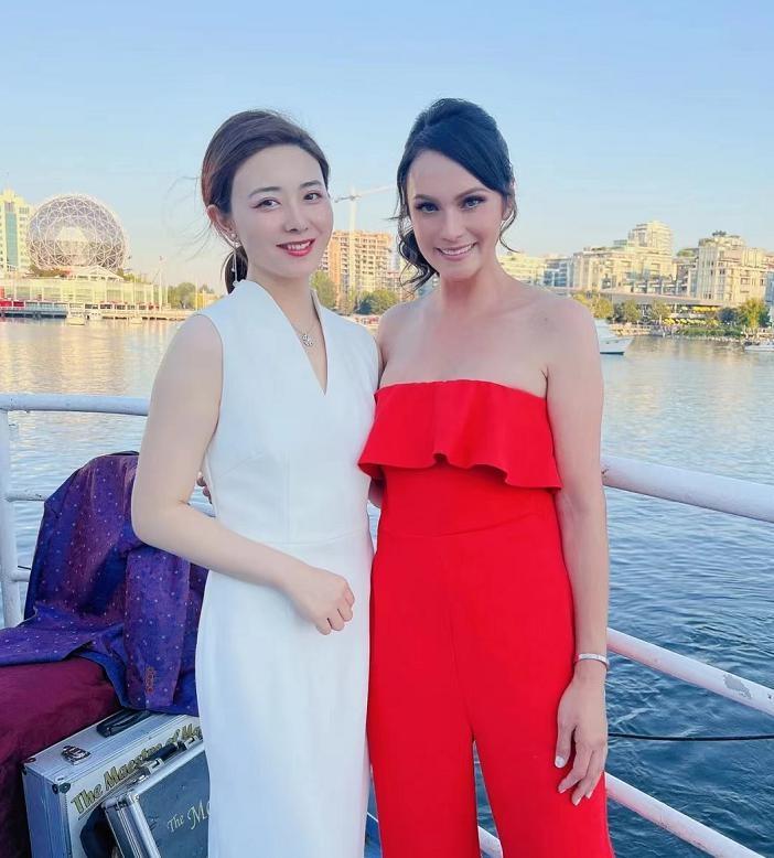 Sắc vóc chị gái Trương Bá Chi-1