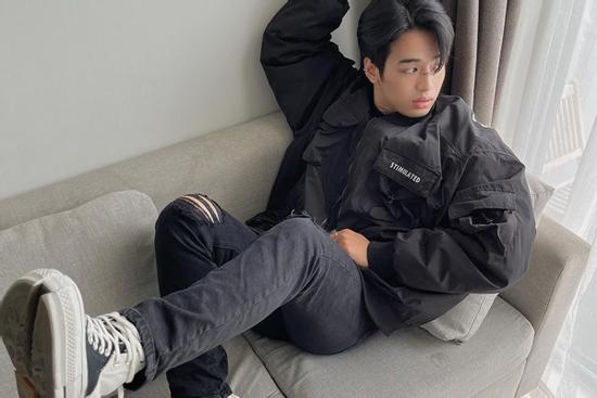 Loạt ảnh ‘All Stars’ đỉnh của chóp hé lộ hai cửa hàng Converse mới