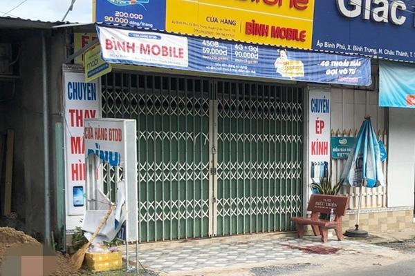 Đi cạo mủ cao su, nam thanh niên không may bị dao đâm thủng ruột-2