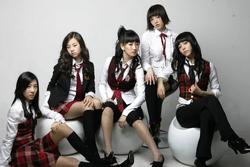 Sau 5 năm tan rã, các thành viên Wonder Girls giờ ra sao ?