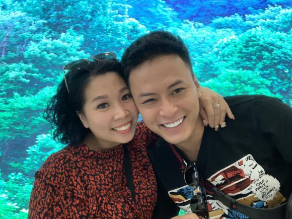 Vợ Hồng Đăng thừa nhận héo mòn, cười chỉ thấy răng-9