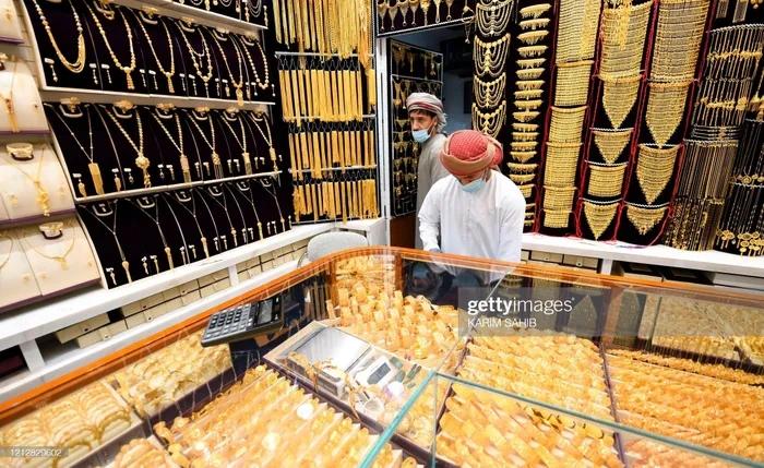 Lóa mắt tại khu chợ vàng ngập tràn ở Dubai-1