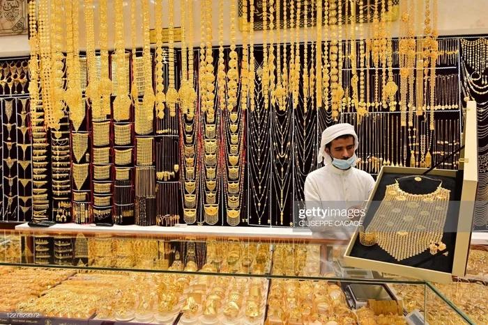 Lóa mắt tại khu chợ vàng ngập tràn ở Dubai-3