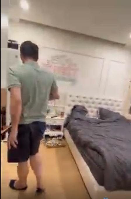 Tin showbiz Việt ngày 3/8: Cận nơi Huỳnh Anh và bạn gái chung sống-2