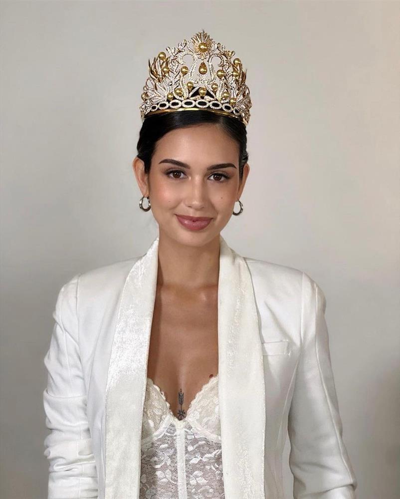 Đối thủ cực mạnh của Ngọc Châu lộ ảnh hôn hít nhiều nam giới-5