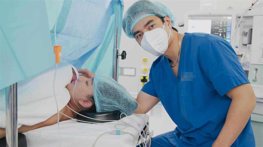 Lê Dương Bảo Lâm đón con thứ 3, nói câu xúc động mạnh-3