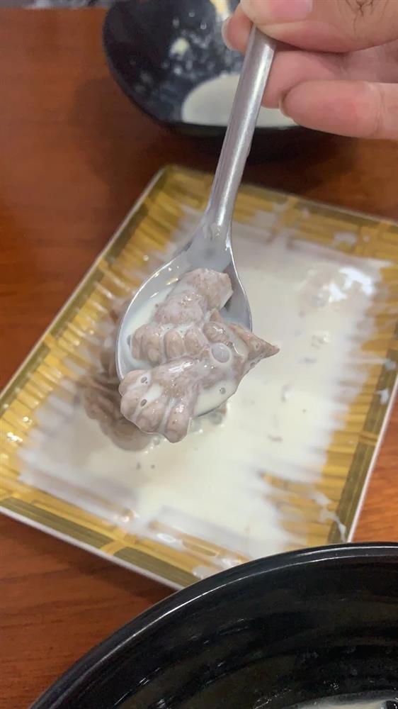 Món thạch cún con giống thật đến nỗi thực khách không dám ăn-3