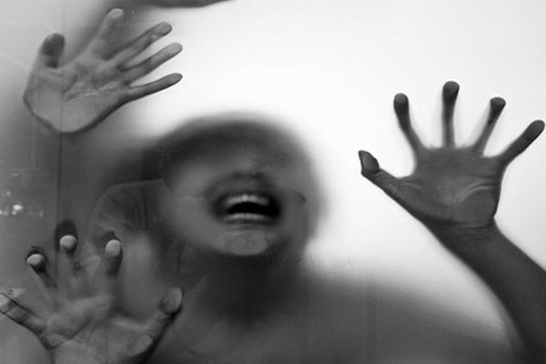 Nữ du khách bị hiếp dâm tại bungalow lúc nửa đêm-2