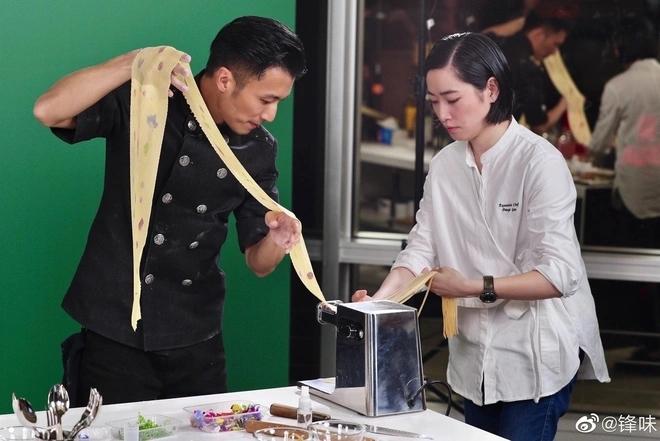 Tạ Đình Phong đam mê món phở Việt-2