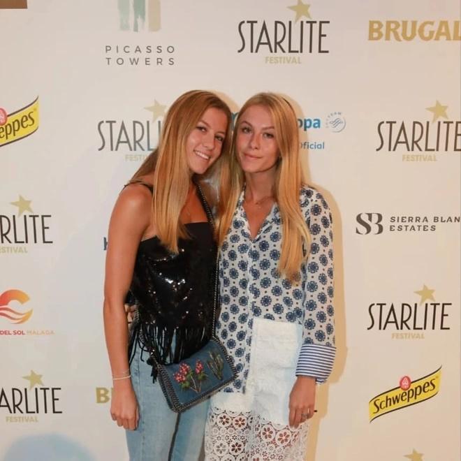 Cặp công chúa sinh đôi của hoàng gia Jordan-4