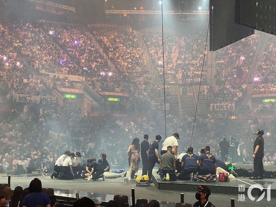 Showbiz Hong Kong điêu đứng sau thảm kịch màn hình LED-3