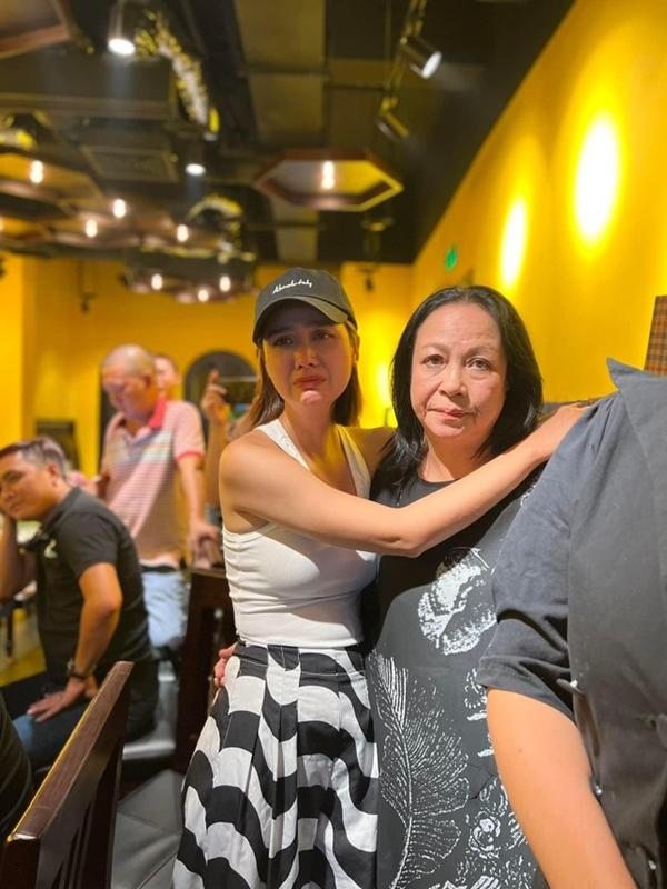 Tập cuối ‘Thương Ngày Nắng Về’ khiến dàn diễn viên khóc nức nở-6