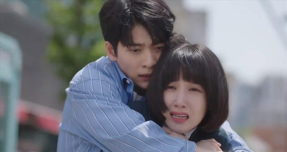 Chuyện tình của cá voi Park Eun Bin sắp gặp nhiều đau khổ-4