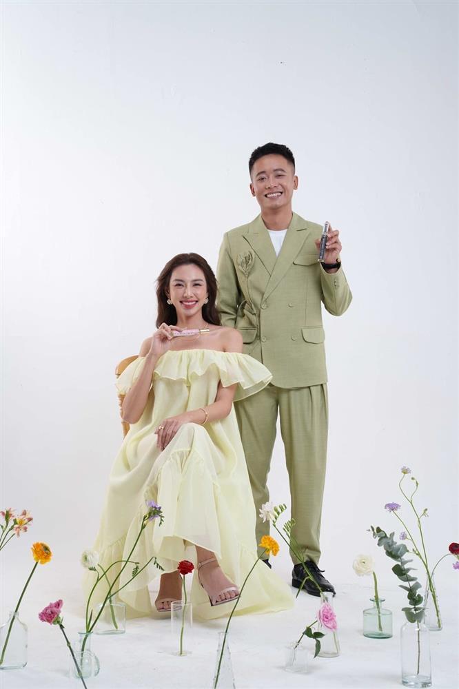 Thùy Tiên được cầu hôn bằng chiếc nhẫn khủng nhất showbiz-9