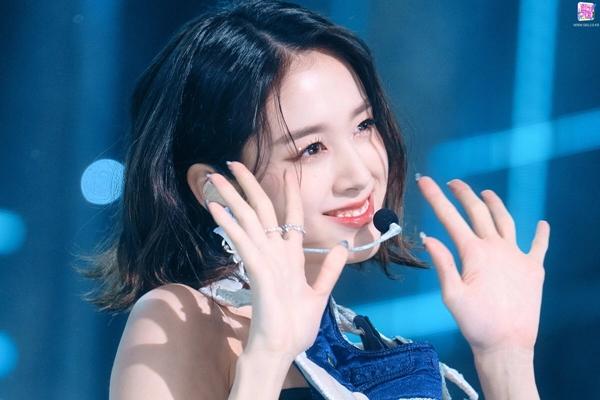 Trả giá đắt vì nổi tiếng sớm-8