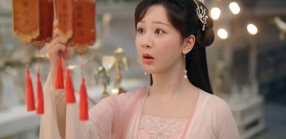 Phim của Dương Tử ngập tràn tình tiết vô lý như đang trêu đùa IQ khán giả-3