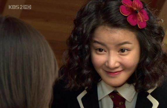 Mỹ nhân bị ghét nhất Vườn Sao Băng trở thành TikToker triệu view-2