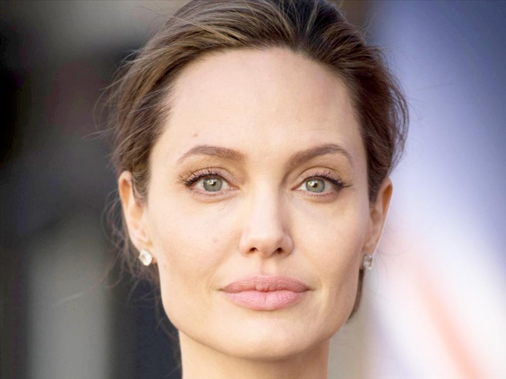 Angelina-Jolie.png