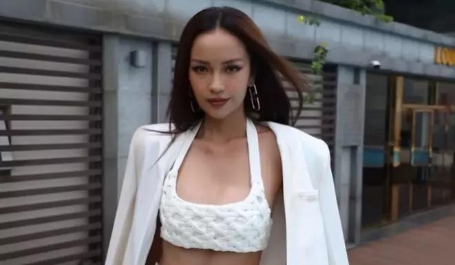 Nông Thúy Hằng tự trang điểm như không bị chê kém xa Ngọc Châu-11