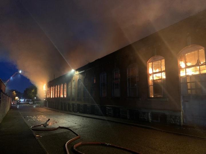Tiết lộ danh tính 4 người Việt nghi chết cháy trong nhà máy ở Anh-2