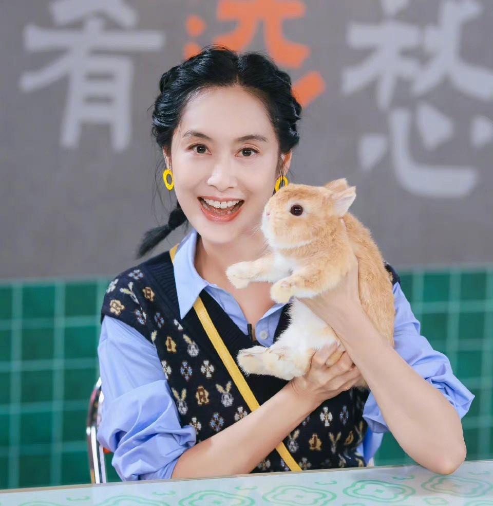 Cuộc sống của ngọc nữ từng bị Châu Tinh Trì phụ bạc-9