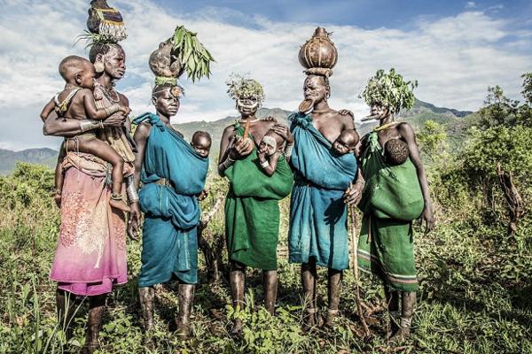 Bộ tộc dành khoảng 60% thời gian dưới nước mỗi ngày nhờ gen du mục biển-3