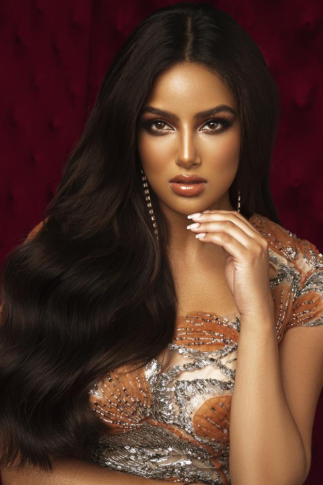 Miss Universe 2021 đội tóc giả như mớ rơm thảm họa không tưởng-1